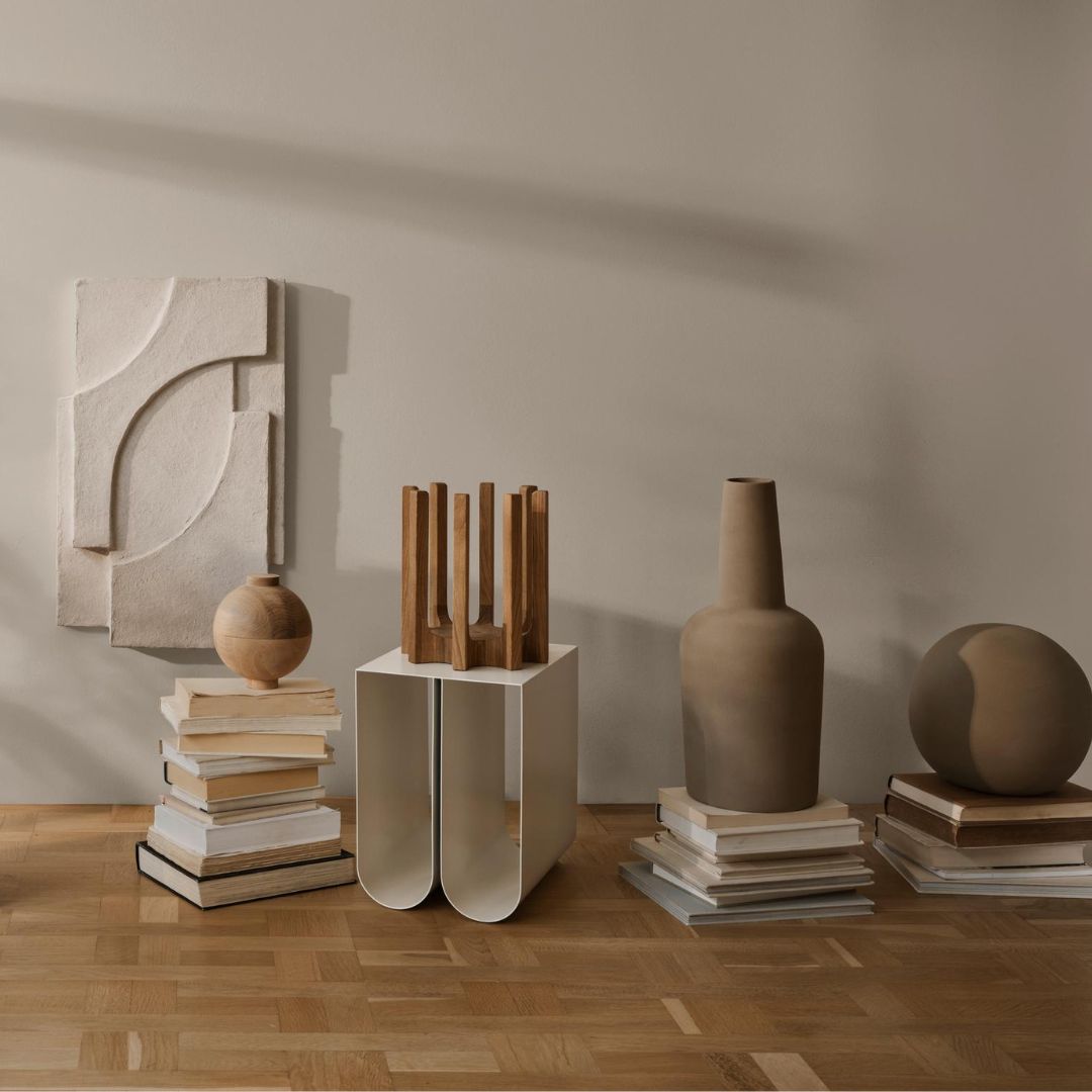 Kristina Dam Studio｜Curved Side Table - White