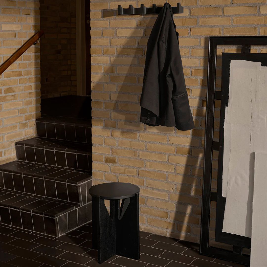 Kristina Dam Studio｜Simple Stool - Black Lacquered Oak