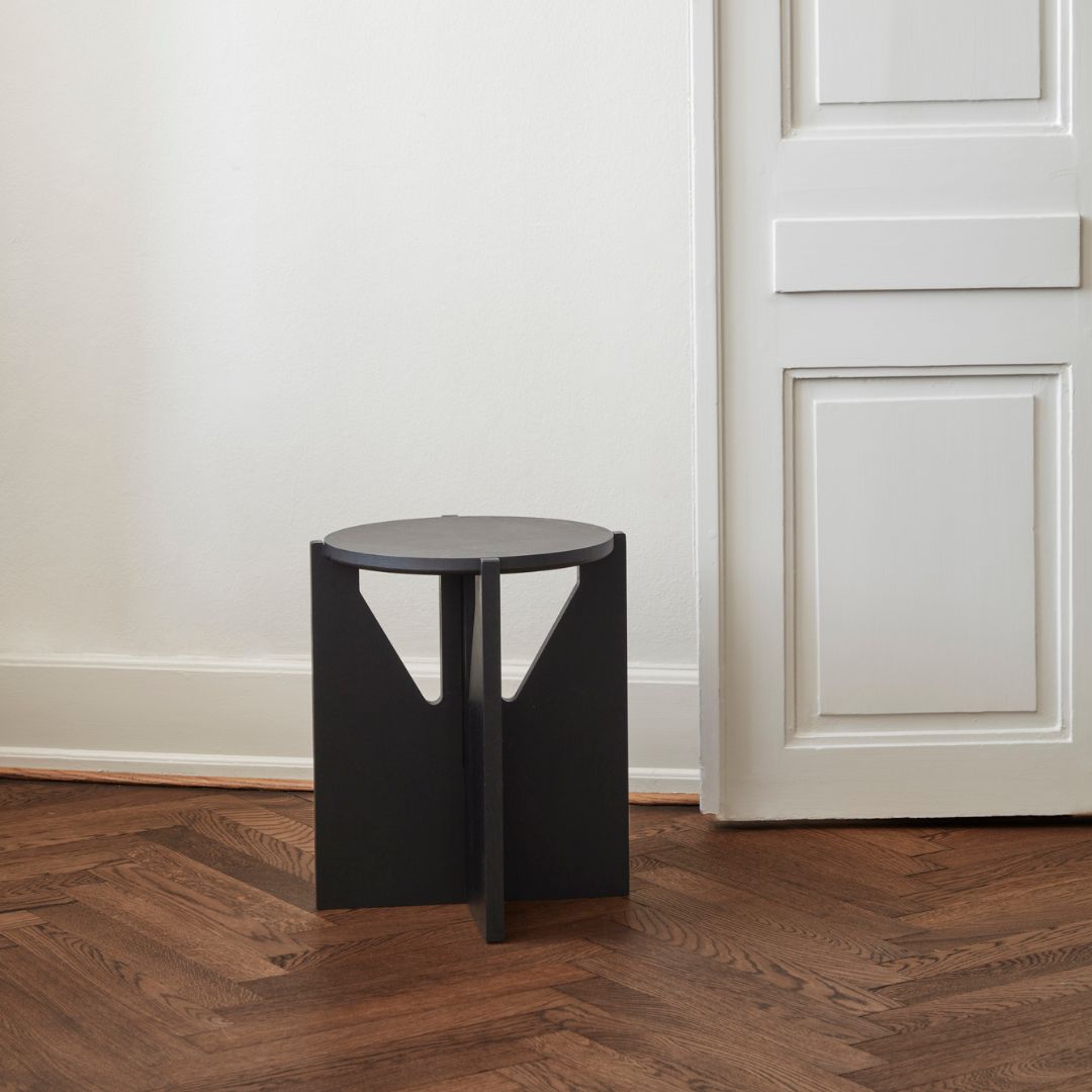 Kristina Dam Studio｜Simple Stool - Black Lacquered Oak