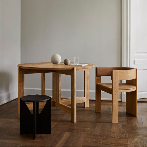 Kristina Dam Studio｜原木極簡邊桌 Simple Stool - Black Lacquered Oak