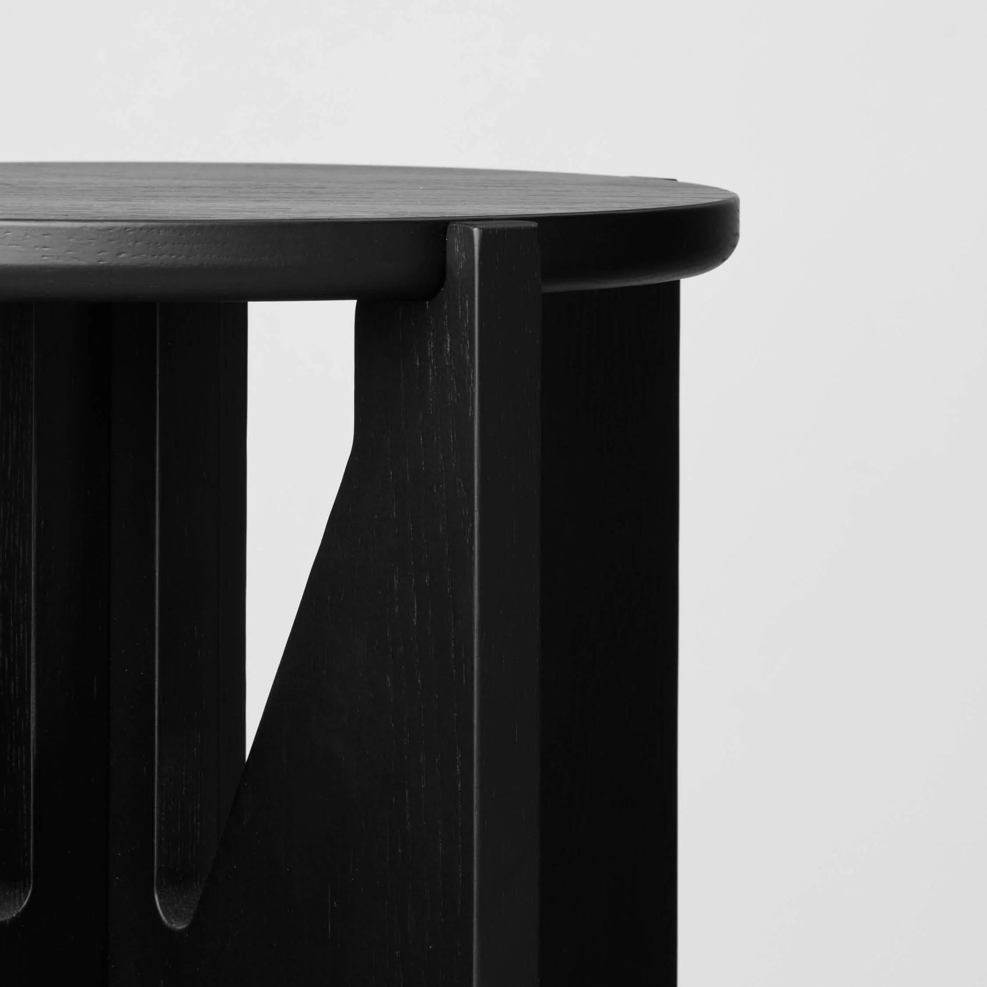 Kristina Dam Studio｜Simple Stool - Black Lacquered Oak