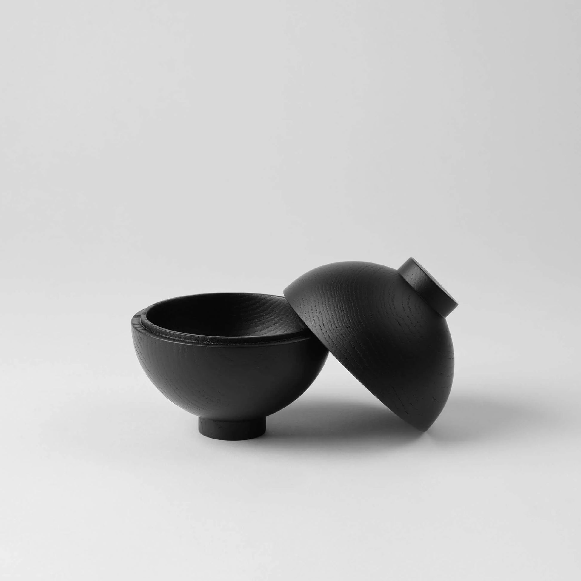 Kristina Dam Studio｜Wooden Sphere - Black