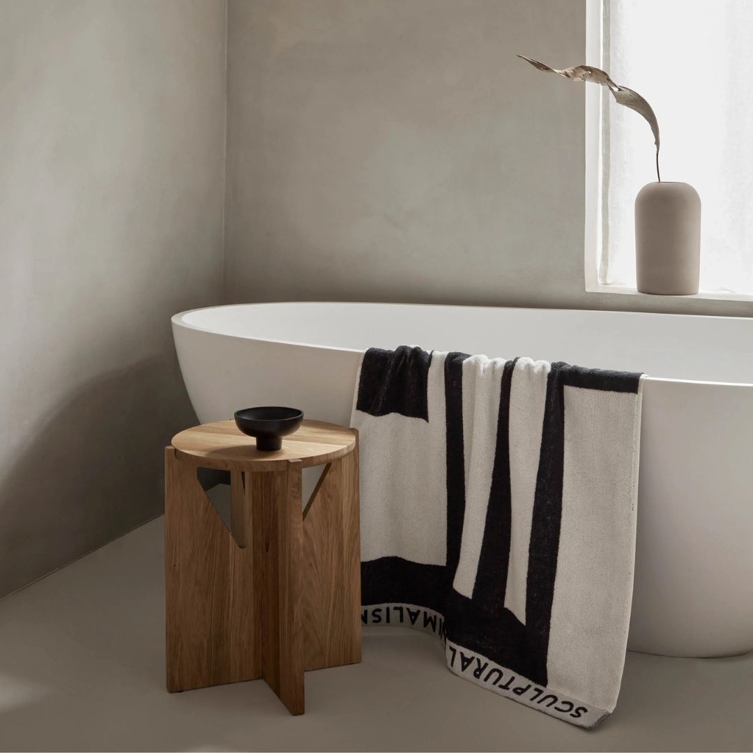 Kristina Dam Studio｜Simple Stool - Oak