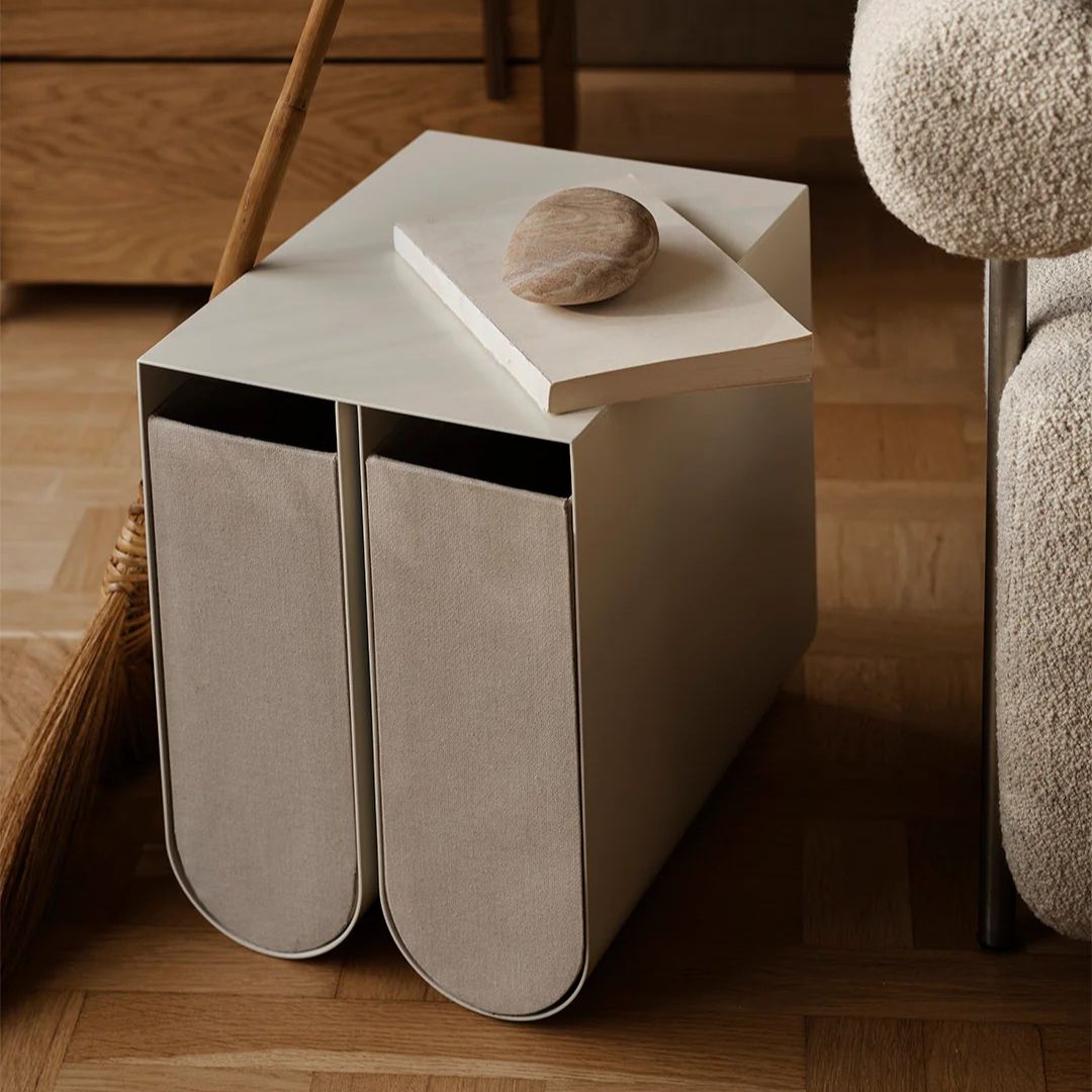 Kristina Dam Studio｜Curved Side Table - White